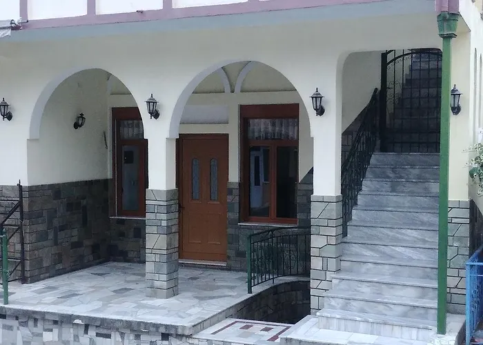 Urat Konukevi