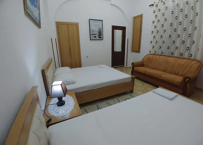 Konukevi Urat Gjirokastër