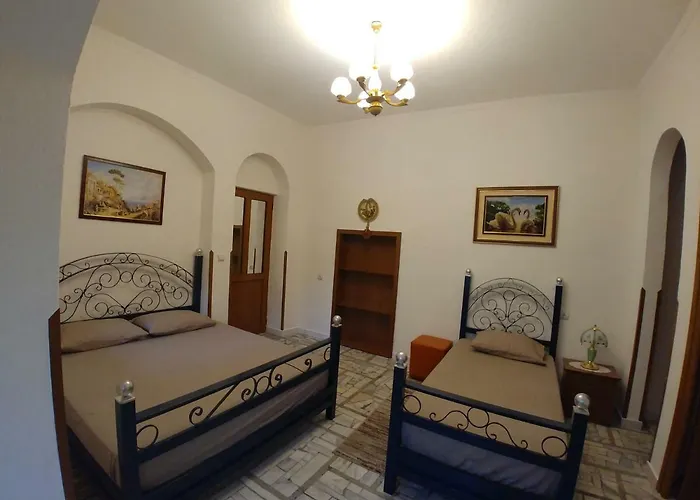 Urat Konukevi 3*