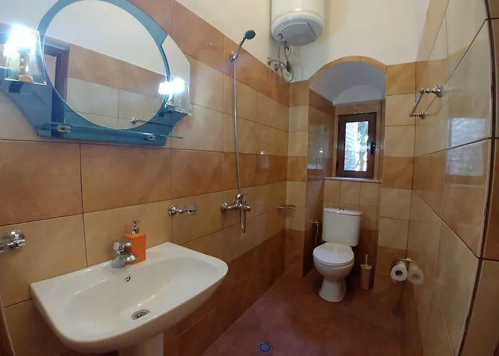 Guest house Urat Gjirokaster